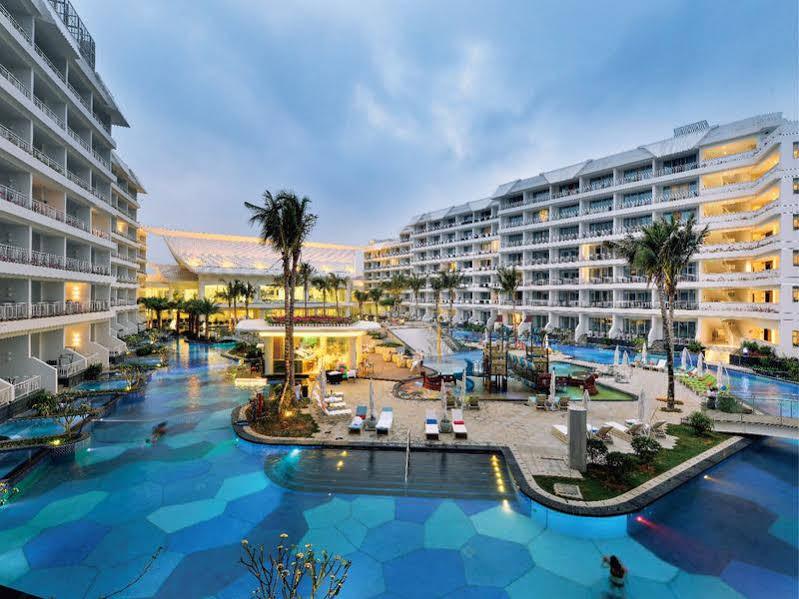 Palace Yalong Bay Отель 5*