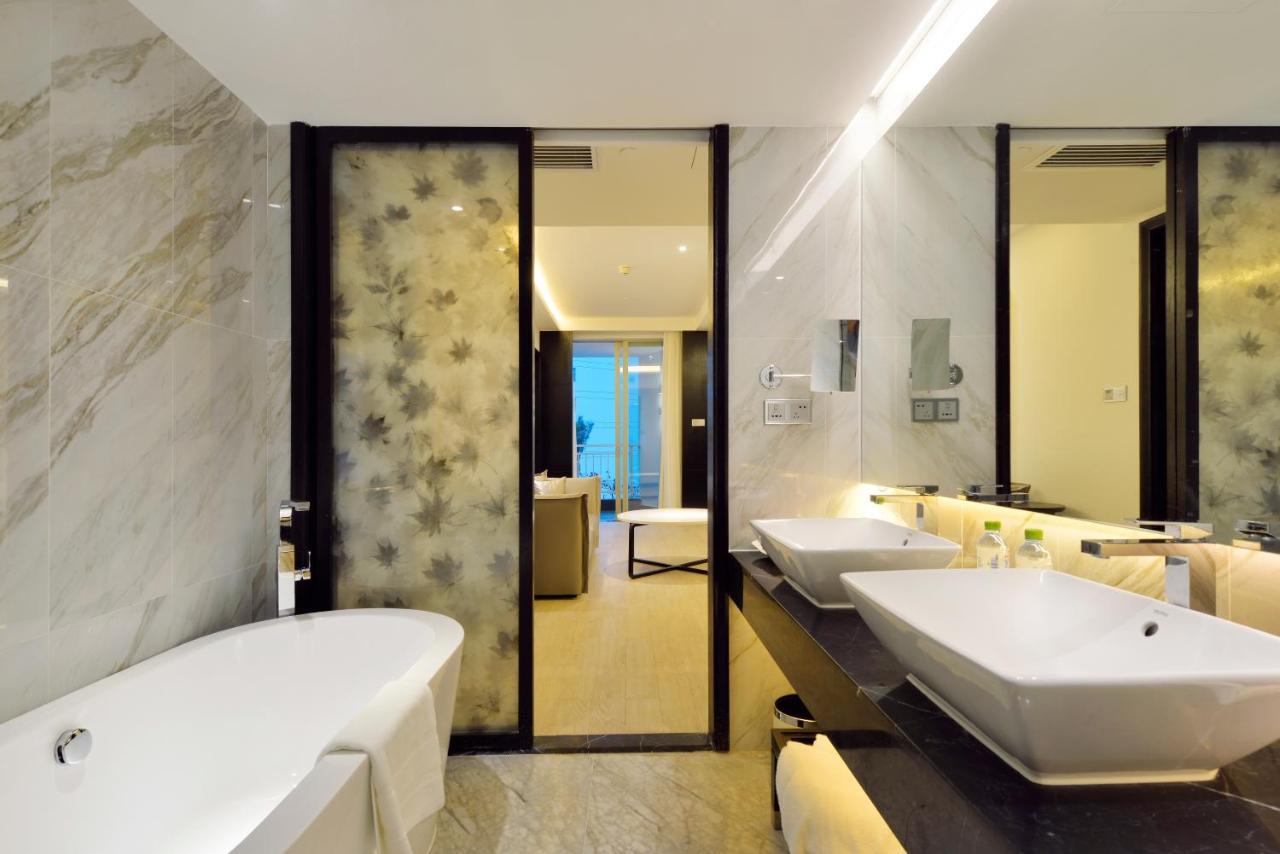 Palace Yalong Bay 5* Санья