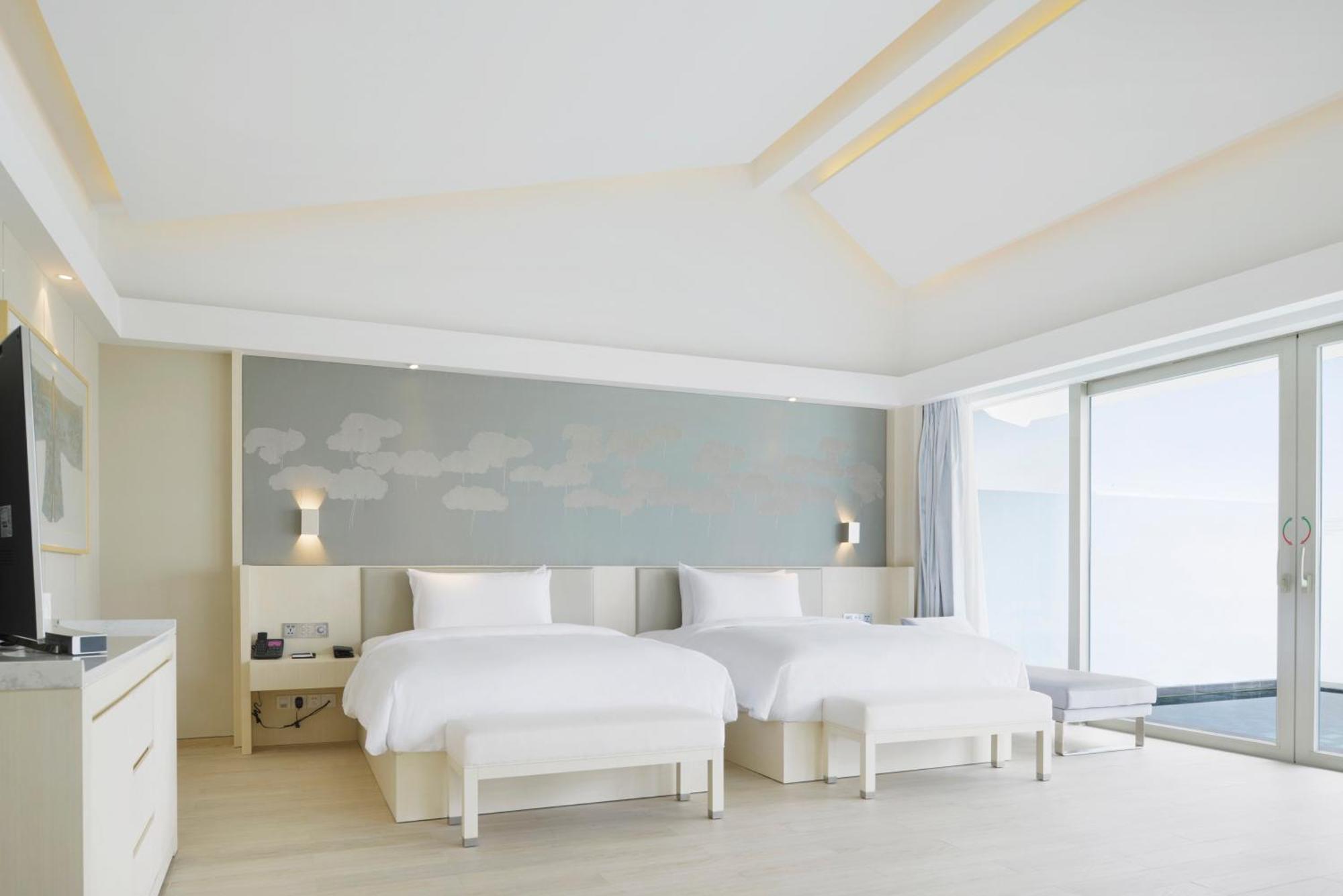 Palace Yalong Bay Отель