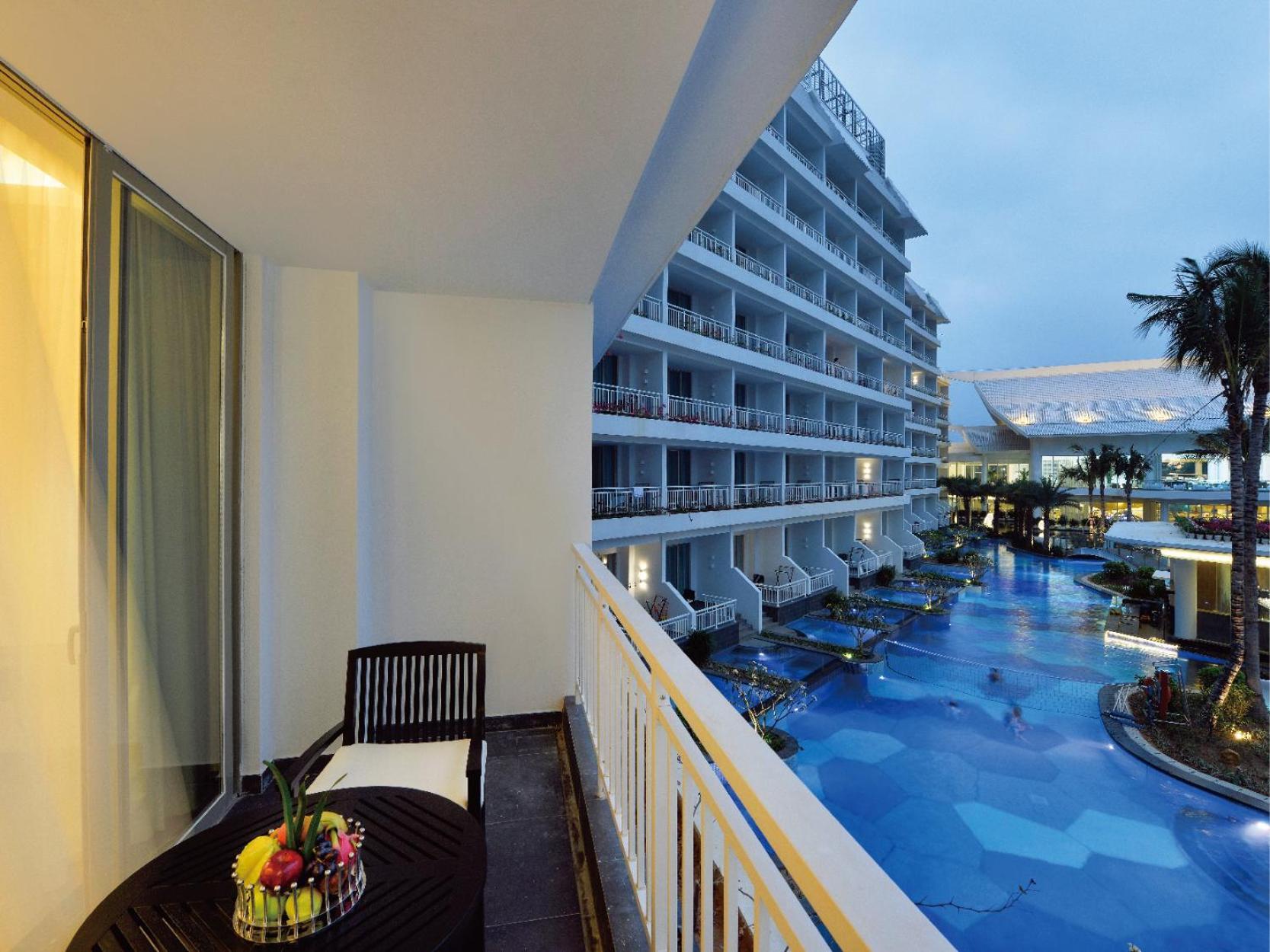 ホテル Palace Yalong Bay 5*