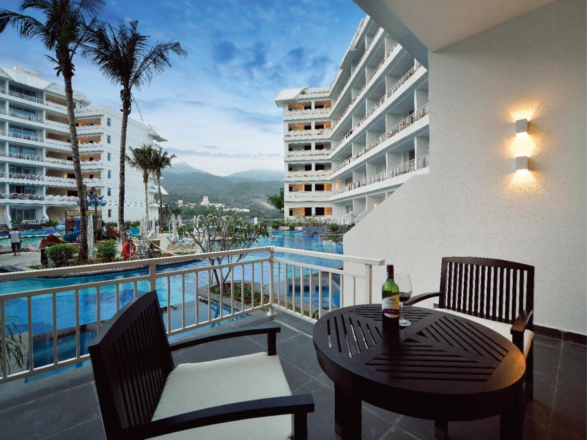 Palace Yalong Bay Отель 5*