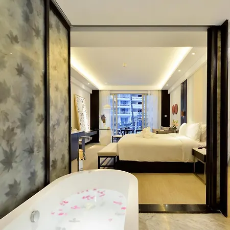 Palace Resort Yalong Bay Sanya Exterior photo